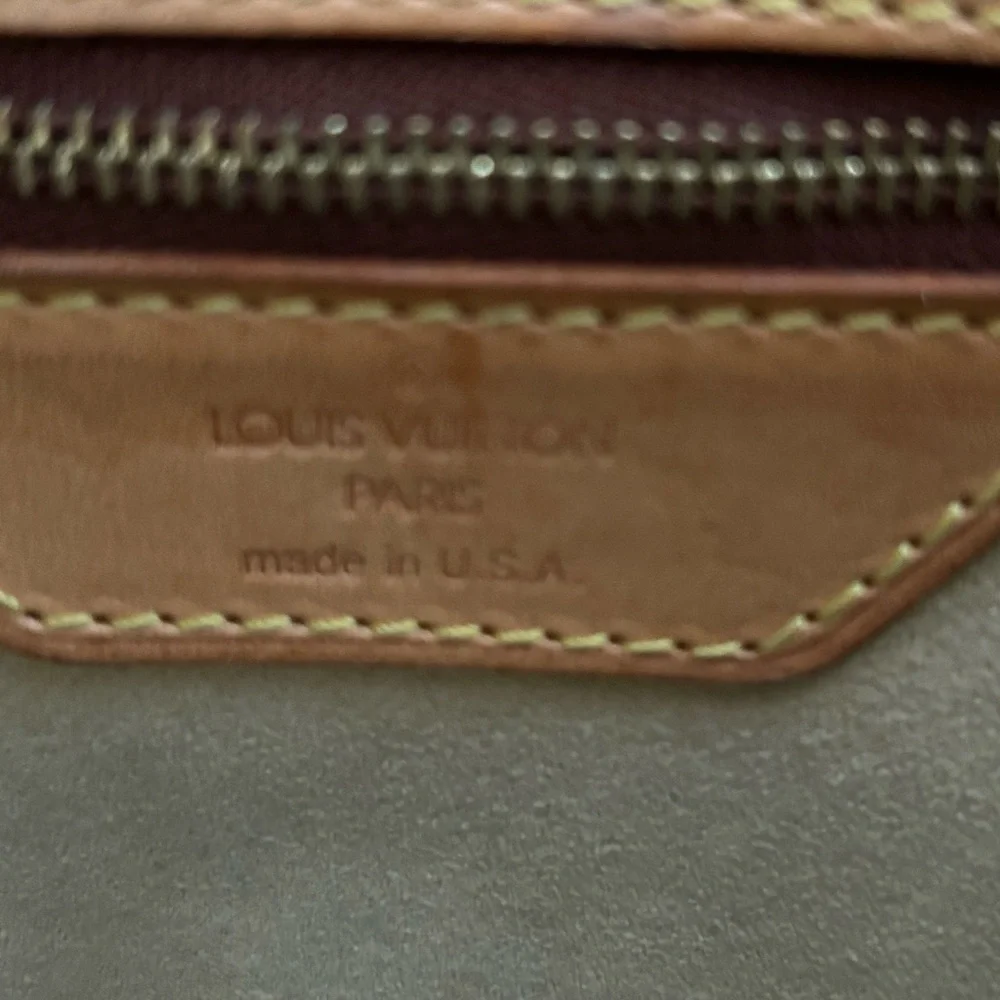 Louis Vuitton vintage shoulder bag - Picture 10 of 16